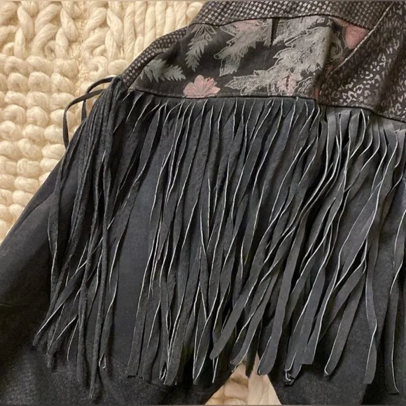 Vintage Cosa Nova Black Suede Leather Fringe Bomber Coat with Floral Print M L - Picture 9 of 12